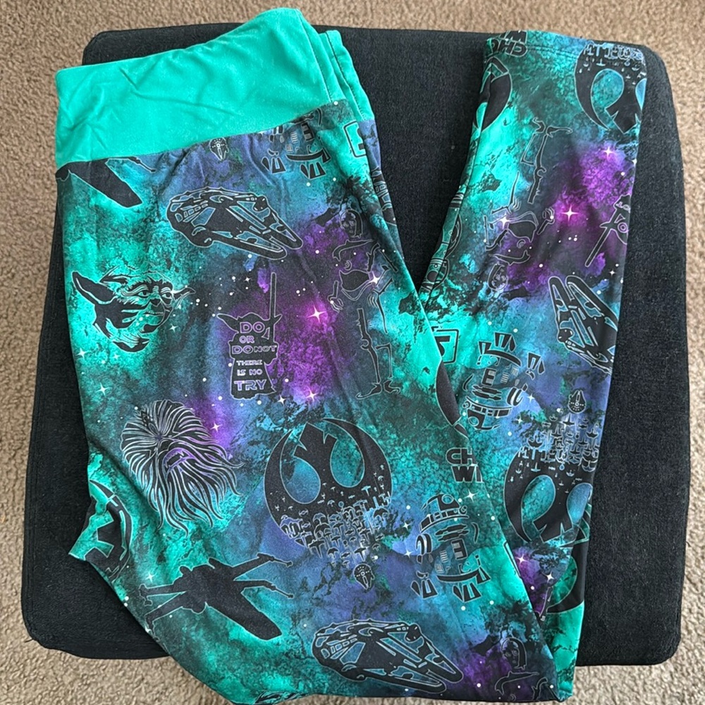 Star Wars print plus size leggings